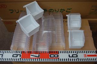 KG-085　マルワ産業のプラスチックエサ入れ(大)カバー　